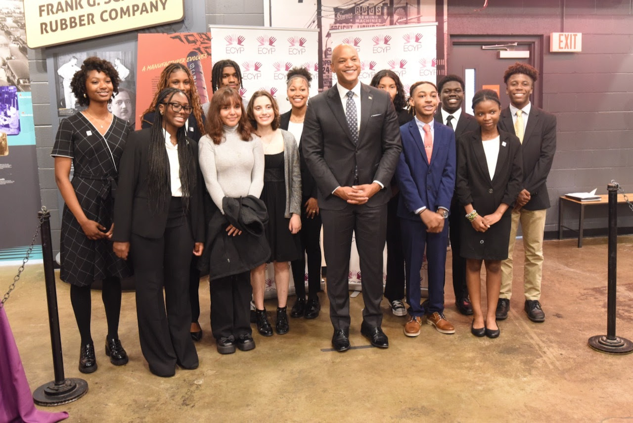 Governor Moore stands with ECYP Fellows.